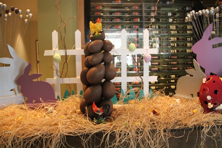 Easter at Mondo